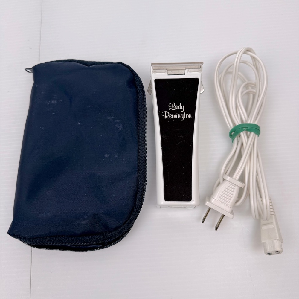 Vintage Lady Remington Model 6M2L-1 Electric Shaver Working